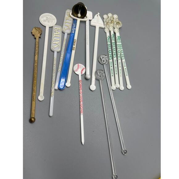 15 Vintage 70s swizzle Stir sticks includes Vegas, Breakers‎ ,The Borks Travel - Picture 1 of 3